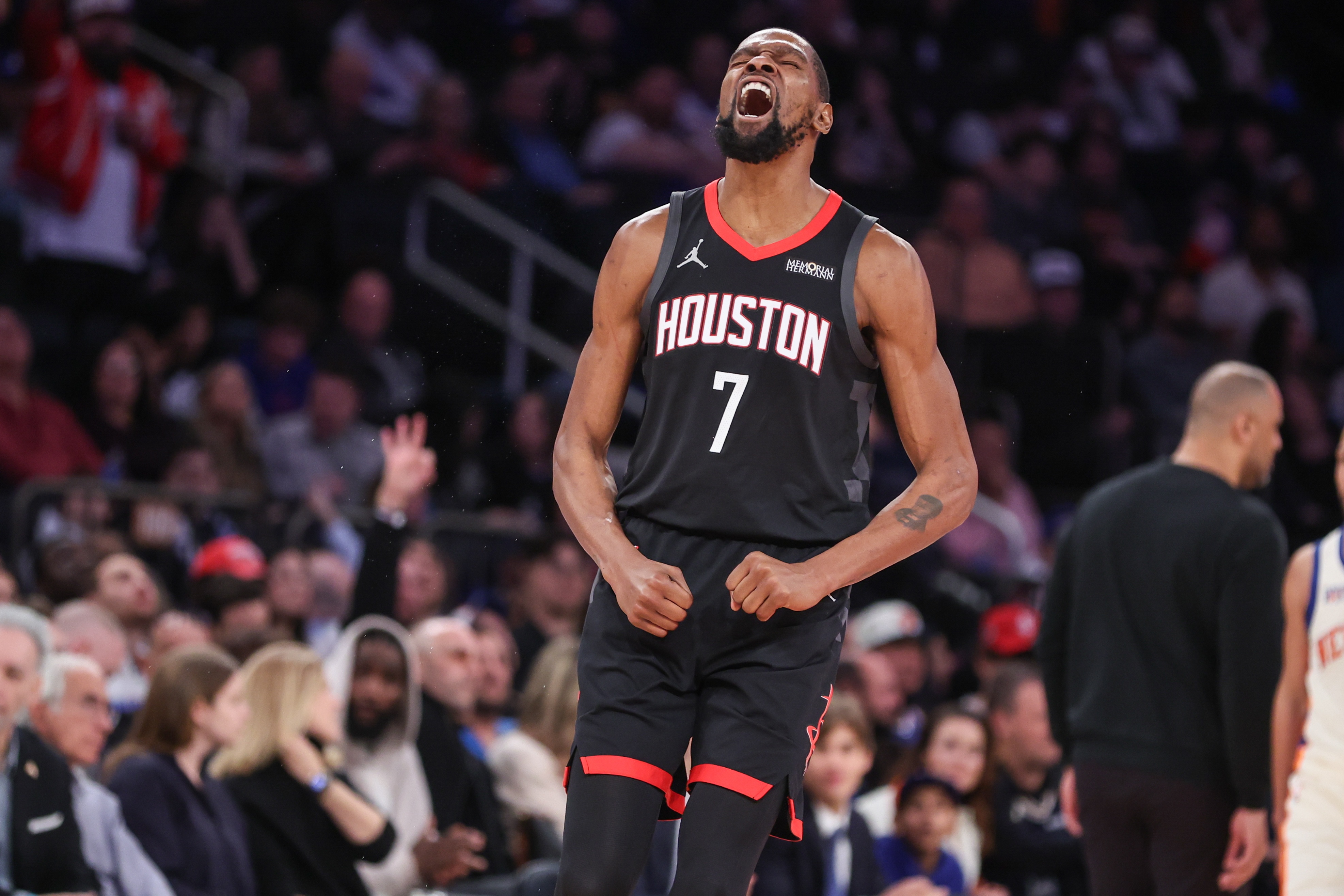 开云体育-KD全明星后场均29.4分6.1板5.1助&命中率54.1% 同期总得分联盟第1